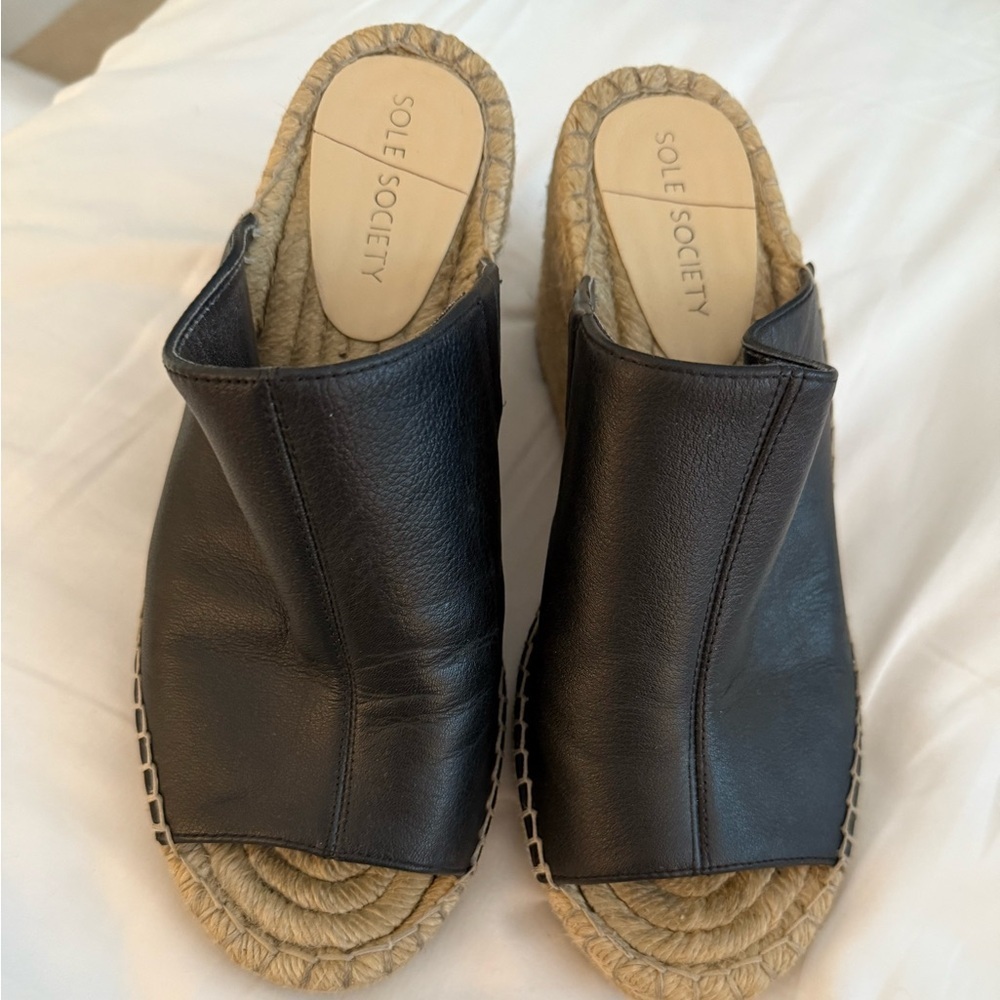 Sole Society Brand in Black 100% leather w/wedge cork Caleena Espadrille Sz 8.5